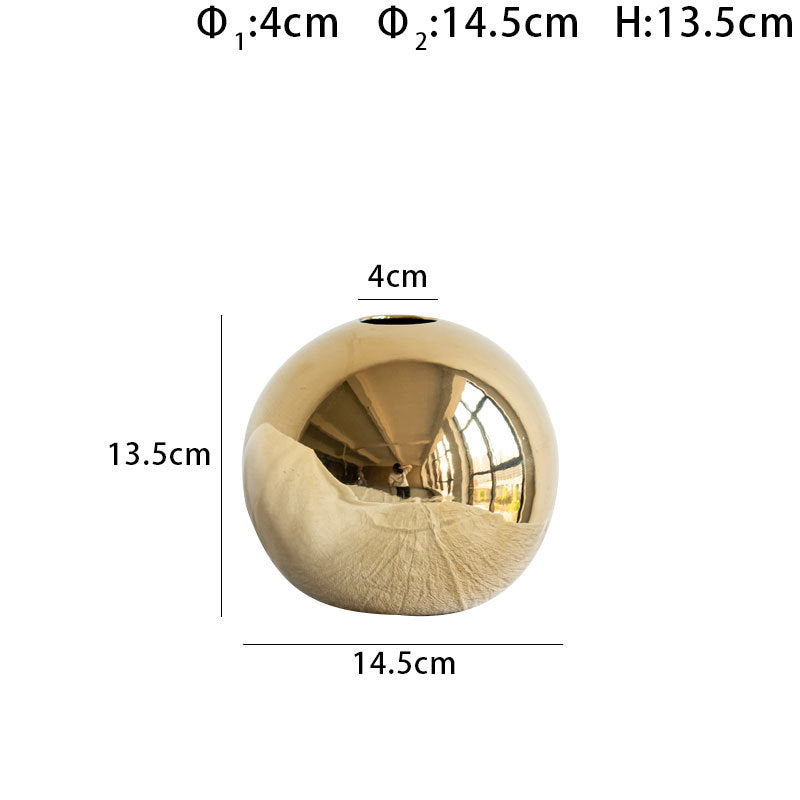 The Aurelia Gold Vase