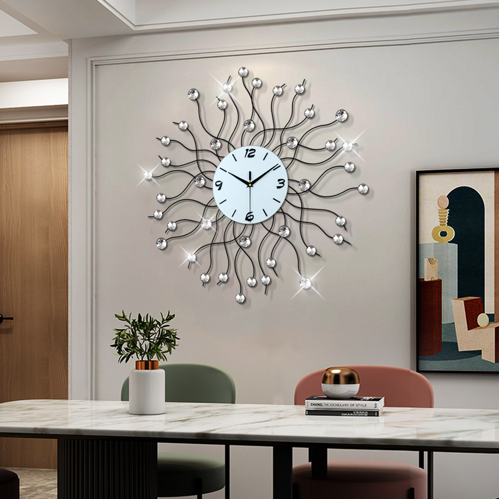 Creative Modern Wall Clock - Quartz Design