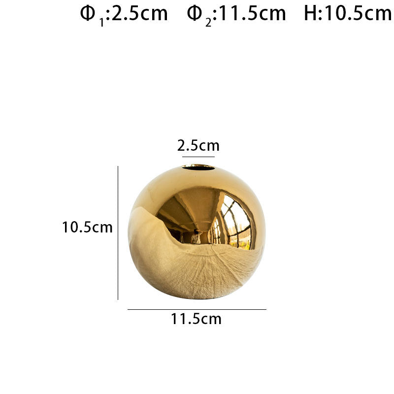 The Aurelia Gold Vase