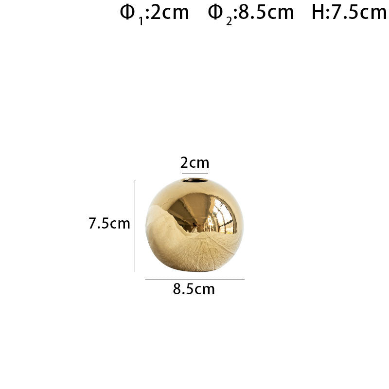 The Aurelia Gold Vase